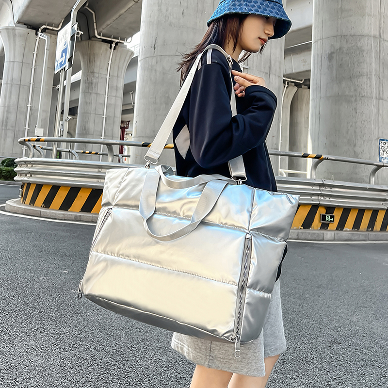 Women Y2k Silver Shoulder Bag  - đánh giá và giá Down Jacket Packable